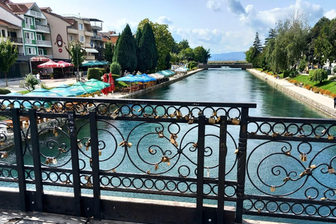 De Tirana/Durrës: Viagem de 1 dia a Struga e Ohrid (Macedónia do Norte)