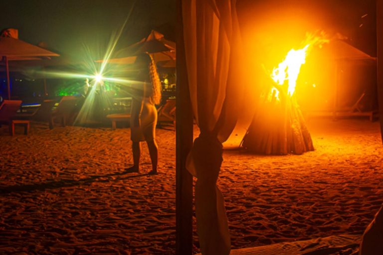 Carthagène : visite de la baie avec open bar, coucher de soleil et discothèqueCarthagène : excursion dans la baie avec open bar, coucher de soleil et soirée disco