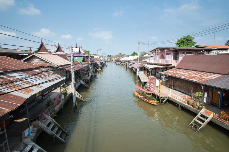 From Bangkok: Amphawa Floating Market & Maeklong Tour