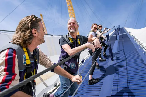 London: Klatring i O2 Arena og Best of Westminster-turneen