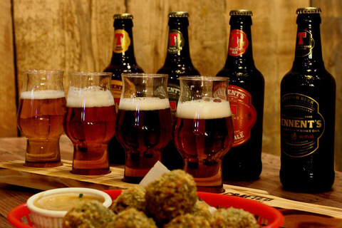 Glasgow: Beer Flight with a Haggis Taster in a Glasgow pub