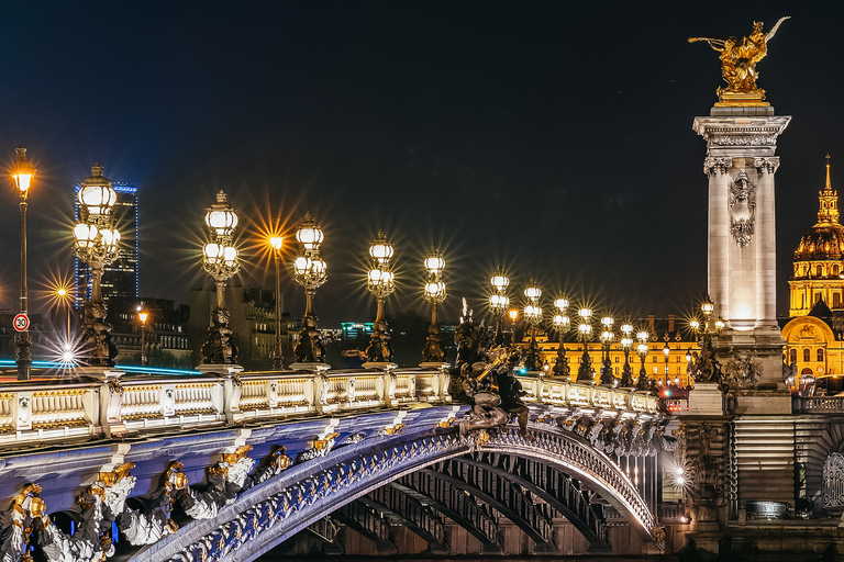 París: Crucero Nocturno por el Sena con Degustación de GofresParís: crucero nocturno por el Sena y degustación de gofres