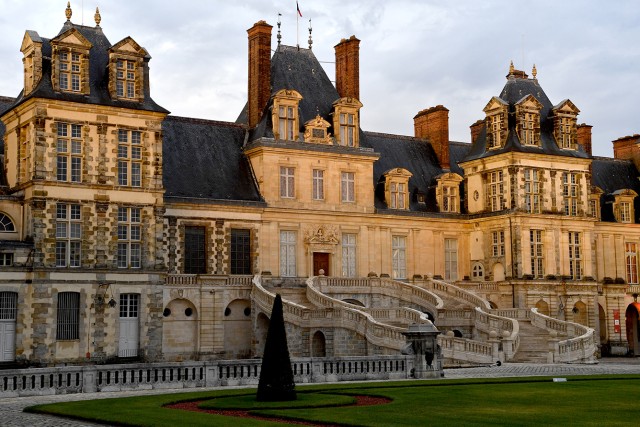 Visit Château de Fontainebleau Priority Entrance Ticket in Fontainebleau