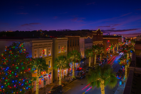 Charleston: Holiday Festival of Lights Tour with Gift