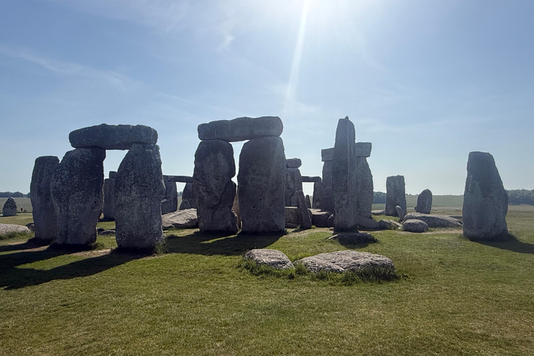 London: Stonehenge and Windsor Castle Private Day Trip
