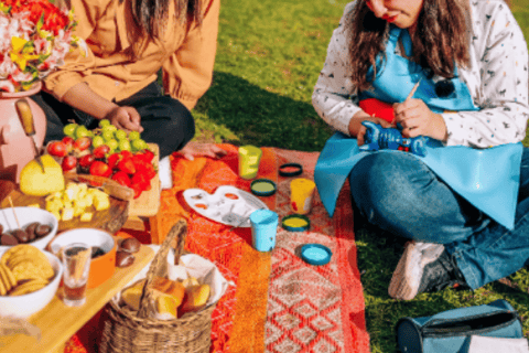 From Cusco: Archaeological centers + Picnic + Painting