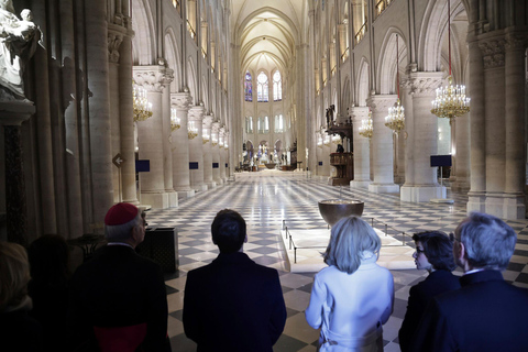 Early Access Notre-Dame Cathedral Guided Tour