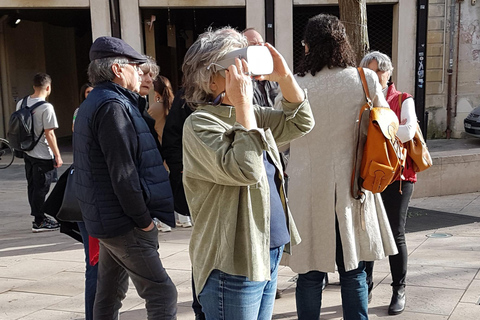 Bordeaux. A tour between the real and the virtual