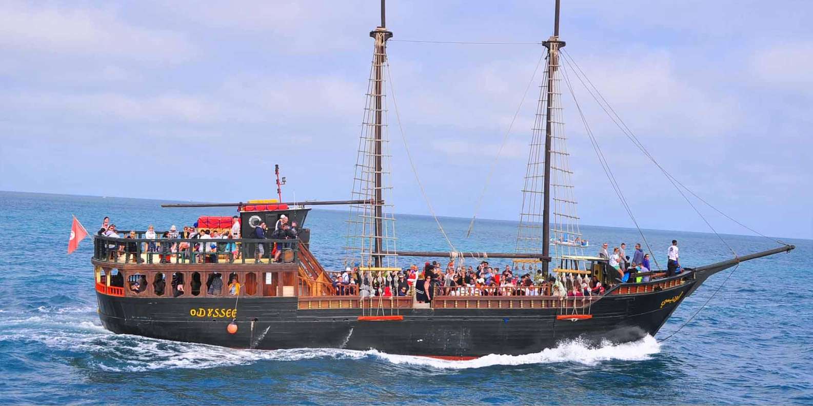 Djerba: Cruzeiro em barco pirata para a Ilha Flamingo com almoço |  GetYourGuide, image size:1585x792