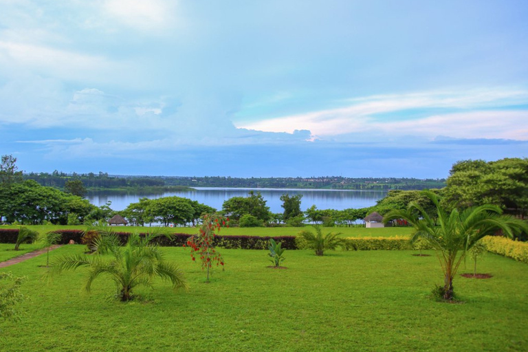 Bugesera Farm Experience, Local Meal & Sunset Boat Tour