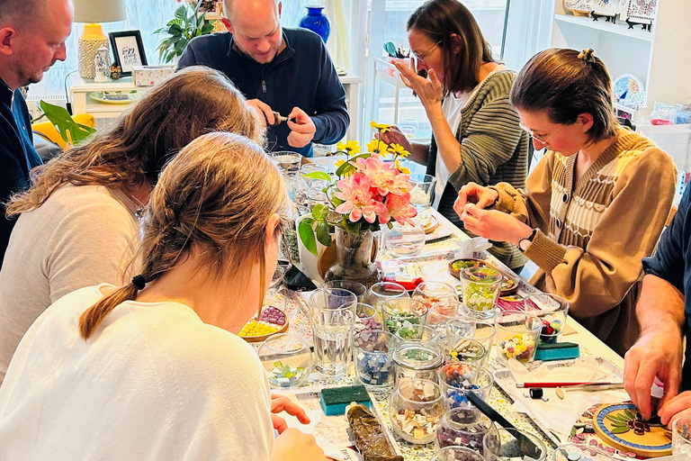 Düsseldorf: Explore the magical Mosaic Art Course