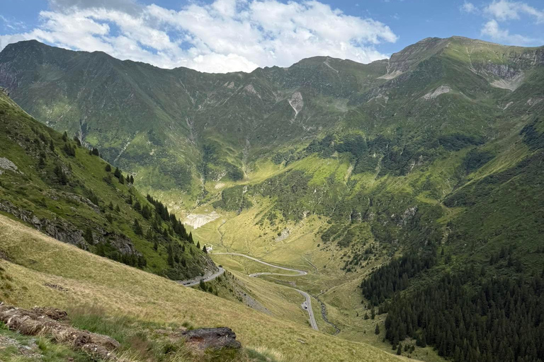 From Brașov: Transfăgărășan Scenic Drive & Poenari Tour From Brasov: Transfăgărășan & Bâlea Lake
