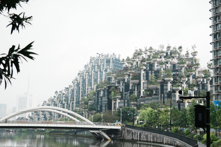 Shanghai: Suzhou Creek Industrial Heritage Walking Tour