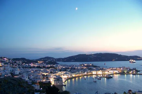 Prodigieuse visite à pied en famille à Mykonos