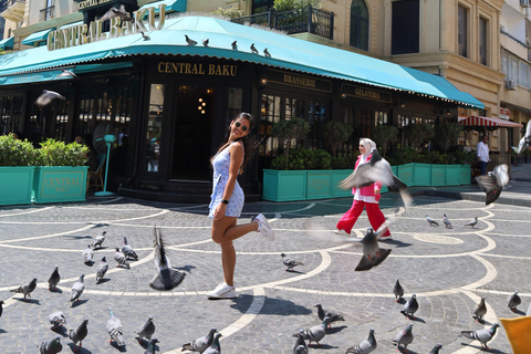 Baku Uncovered: Guided Tour with Food, Wine & National Dress