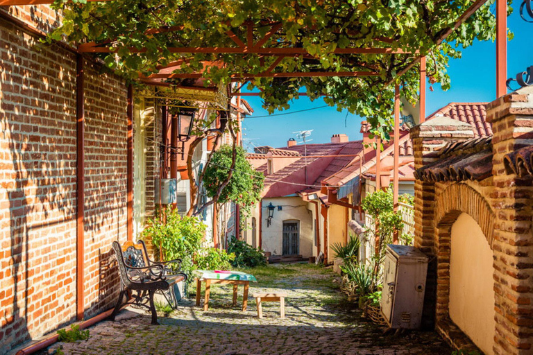 Yerevan to Georgia: 3-Day Tbilisi, Sighnaghi & Mtskheta Tour