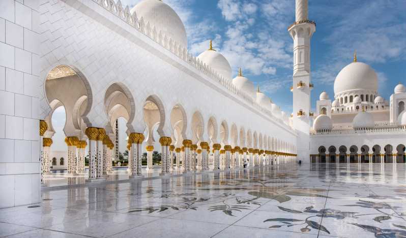 Von Dubai aus: Abu Dhabi Ganztägige Sightseeing-Tour mit Moschee