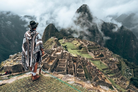 Depuis Cusco : Excursion au Machu Picchu en train touristiqueMachu Picchu 2 jours