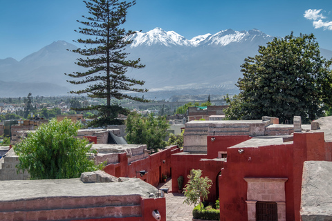 Arequipa: Colonial Treasure with the Enchantment of the Santa Catalina Monastery.