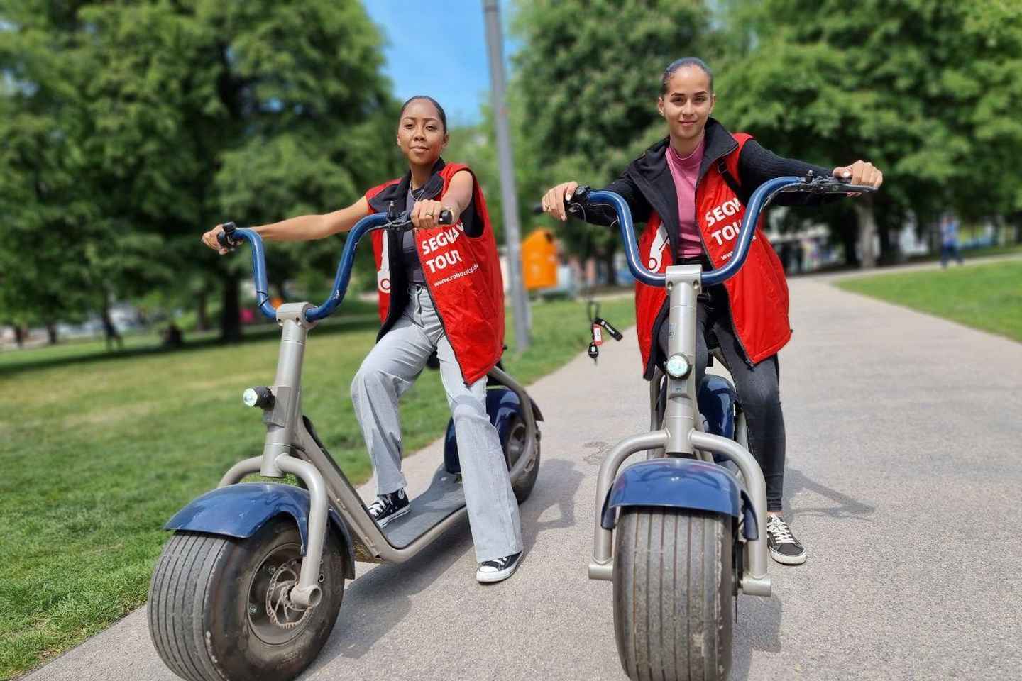 Berlin City: 2 Hour Guided Fat Tire E-Scooter Tour