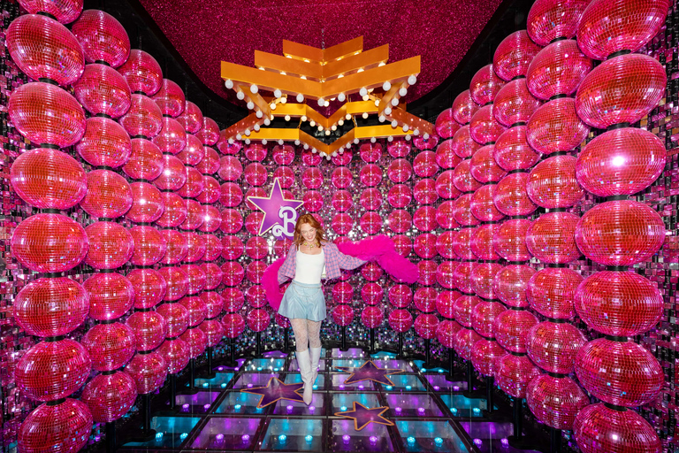 Amsterdam: WONDR Experience + Barbie: The Dream Experience