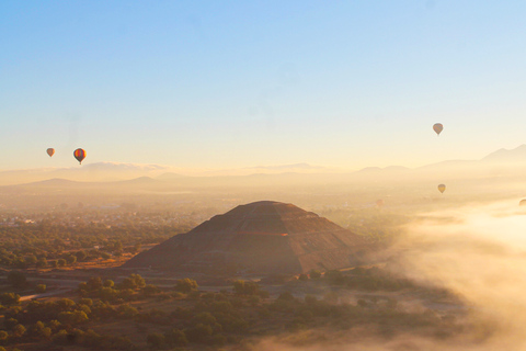 Teotihuacan: Hot Air Balloon Flight Sky BalloonsTeotihuacan: Hot Air Balloon Flight by Sky Balloons