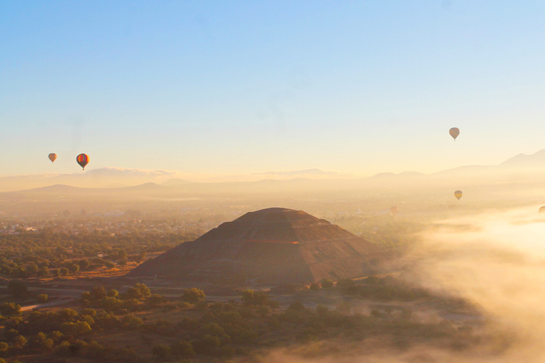 Teotihuacan: Hot Air Balloon Flight