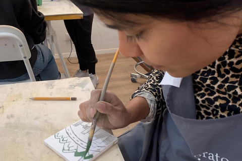 اصنع سيراميكك الصقلي المصنوع من حجر إتنا لافا واصطحبه إلى منزلك