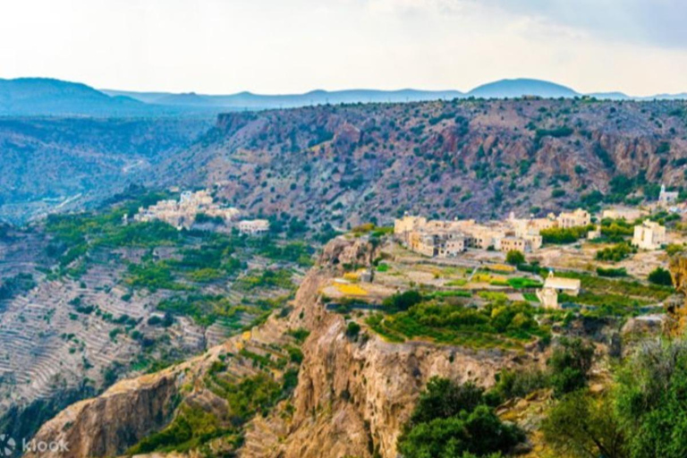 Muscat: Jebel Akhdar & Birkat Al Mouz Full-Day Tour