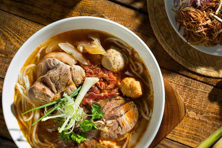 Ho Chi Minh City: Michelin-Recognized Food Tour by Motorbike