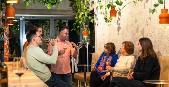 Ptuj: Weinprobe von Orangenweinen mit Sommelier