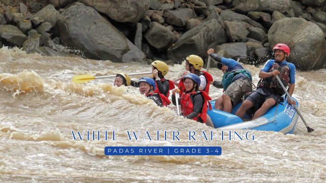 Sabah: White Water Rafting Grade 3-4 at Padas River