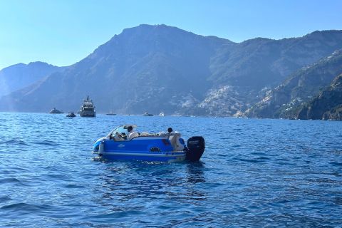 Positano: Private Cruise in Italian Classic 500 boat
