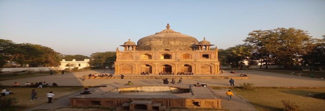 Visit Prayagraj  City Highlights Day Tour in Allahabad, India