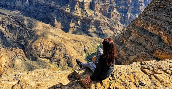 Shared Nizwa: Jebel Shams,Castle & Nizwa Fort Guided Trip