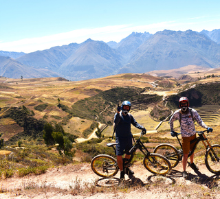 Visites à vélo à Maras, Peru