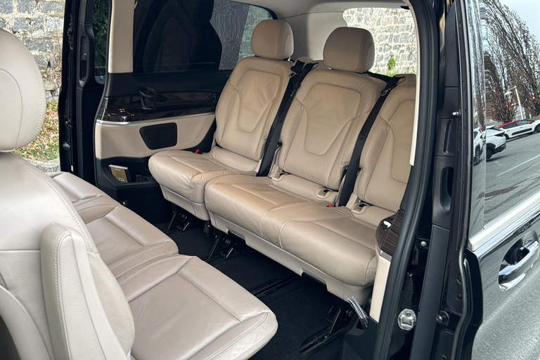 Sorrento: Horseback ride on Mount Faito with lunch Sorrento: Horseback riding excursion to Mount Faito with lunch