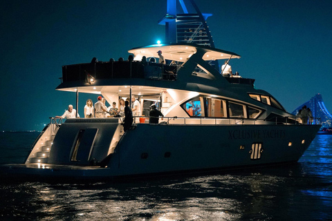 Dubai Harbor: Luxury Yacht Tour with BBQ Options Night Lights Tour