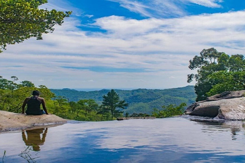 Ella: Diyaluma Waterfalls & Buduruwagala Temple Day Tour