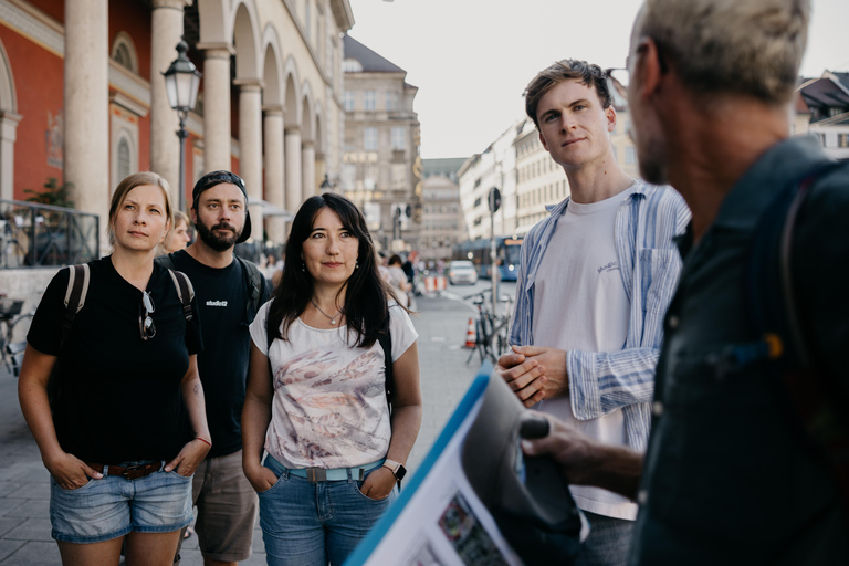 Munich in 500 Years: An Architectural Time Machine in English