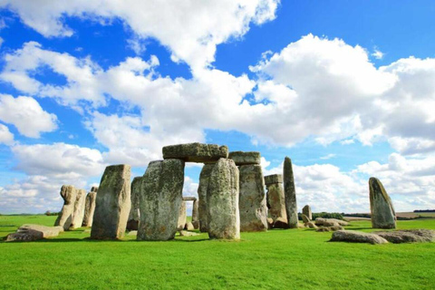 London: Windsor Castle, Stonehenge und Bath Private Tour