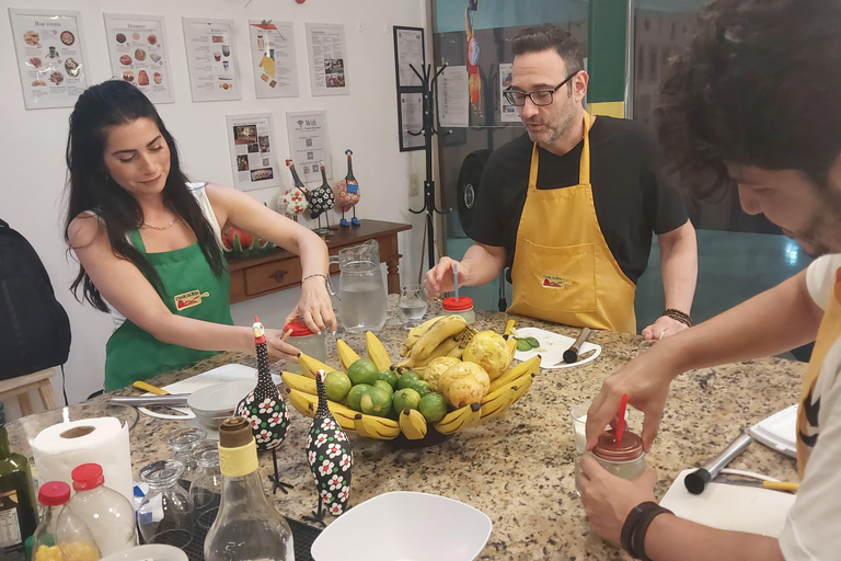 4h Cooking Class in Lima: Iconic Dishes & Bottomless Drinks Private cooking class