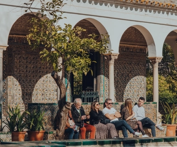 Alcázar Fast-Track Access with Guided Tour