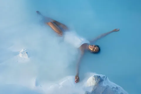 From Reykjavík: Blue Lagoon Premium Admission with Transfer