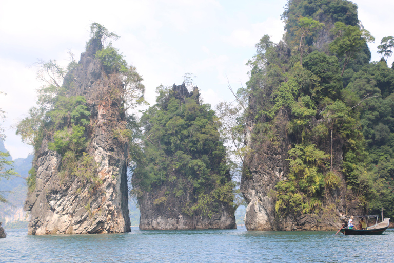 Khao Lak: Khao Sok Lake and River Bamboo Rafting Tour