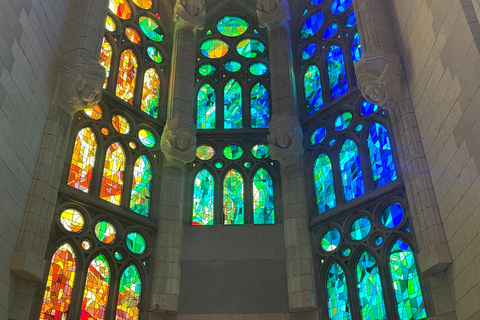 Barcelona: Park Güell Skip-the-Line Guided Tour Park Güell Group Tour