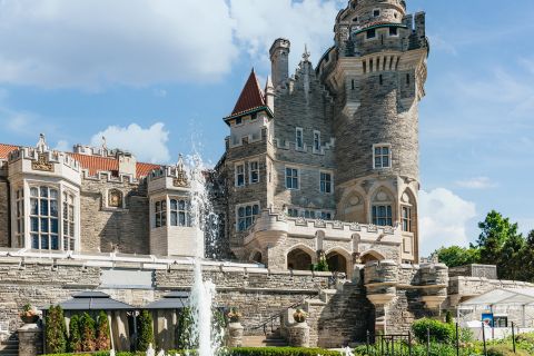Toronto: Casa Loma Entry Ticket with Audio Guide