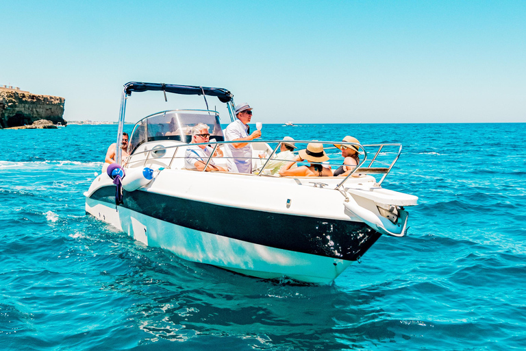 Polignano a Mare: Boat Trip, Swim & Cave with Aperitif