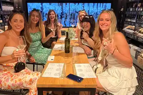 Melbourne: Yarra Valley Food & Wine Trip with 1 Wine Bottle