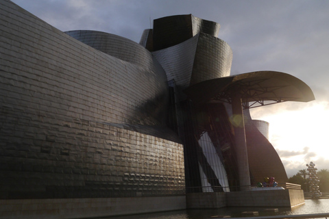 Bilbao: Old Town and Modern City Guided Walking Tour